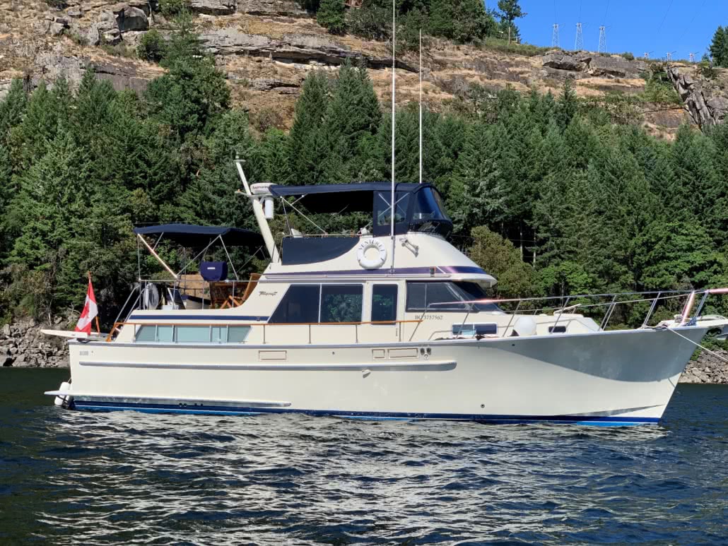 1985 Tollycraft 43ft - Bayview Yachts